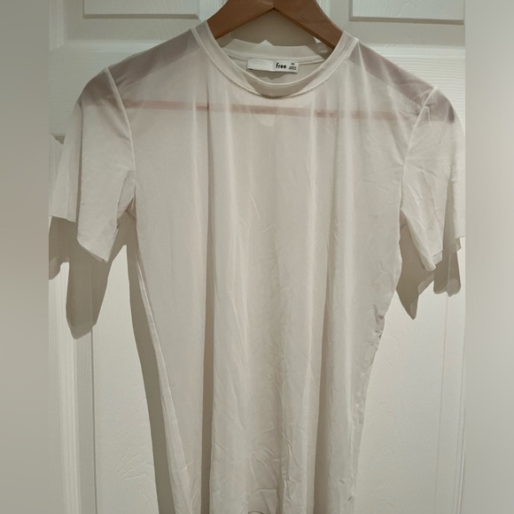 Wilfred white shirt from Aritzia - Picture 1 of 2